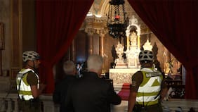 Denuncian robo de especies de alto valor de la Catedral de Santiago