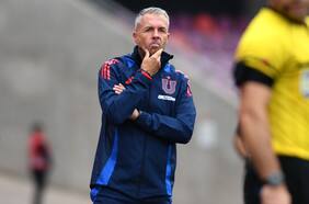 La frase de Gustavo Álvarez que entrega una pista sobre si Eduardo Vargas regresa o no a la U en este mercado