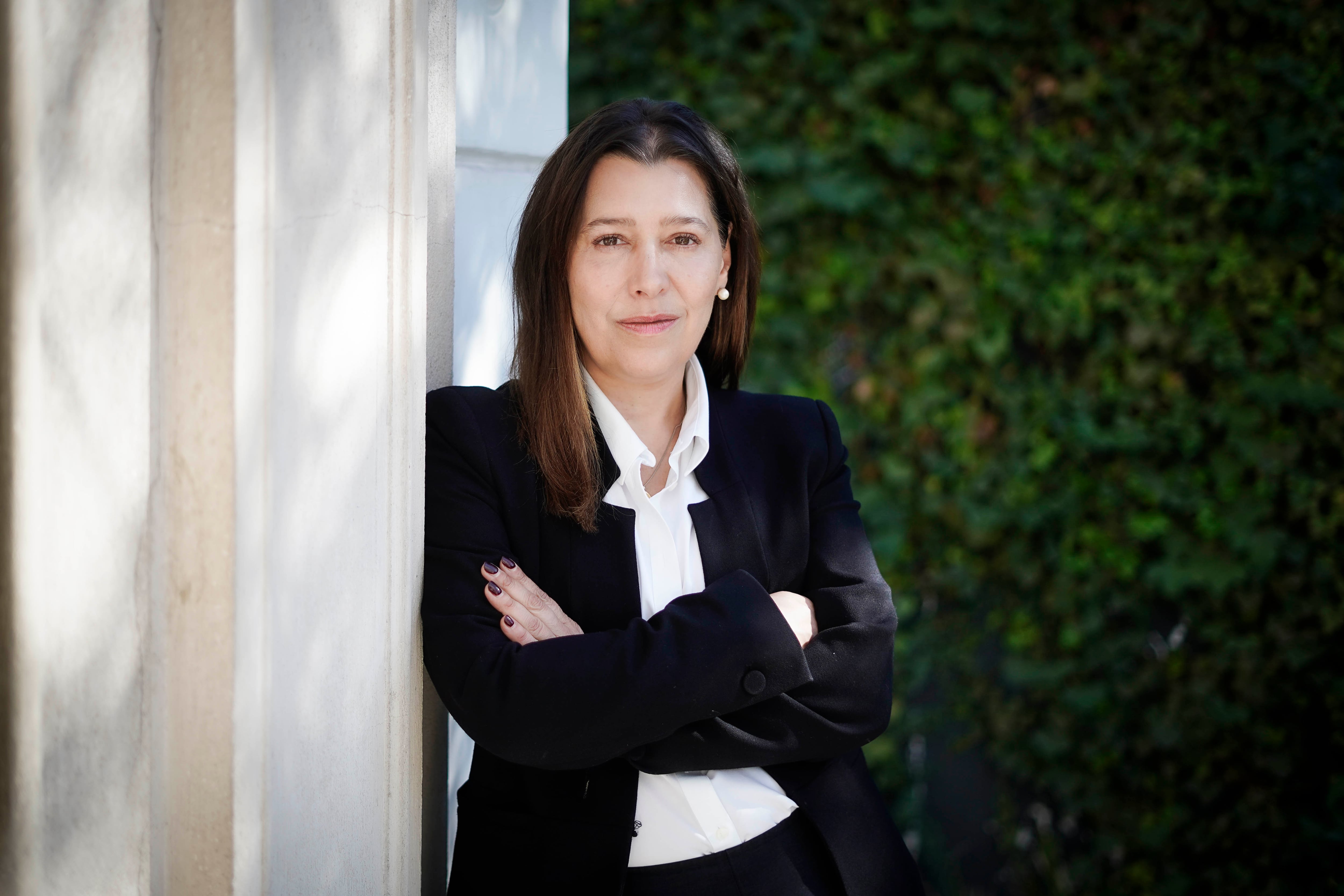 Mariela Formas, de la Cámara de Innovación Farmacéutica: “Chile tiene ventajas competitivas para atraer inversión biomédica, pero no las hemos explotado”