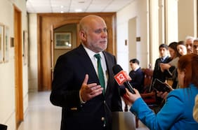 Elizalde enfatiza que desalojo de megatoma de San Antonio en cerro Centinela será “implementado en este gobierno”