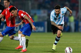 El complejo momento de Ezequiel Lavezzi, figura de la selección argentina que perdió la Copa América de 2015 ante Chile