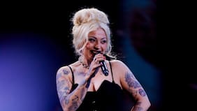 Mon Laferte recibirá Gaviota de Platino en Viña: cómo se resolvió la entrega del premio mayor a la cantante