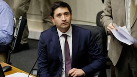 Senador Calisto queda con arraigo nacional tras reformalización por fraude al fisco de más de $105 millones
