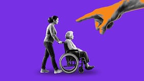 El cuidado de los padres: cuando todo recae en una sola hija
