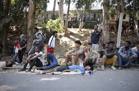 Marruecos frena intento masivo de cruce irregular hacia Ceuta: hay 61 detenidos y 111 migrantes interceptados