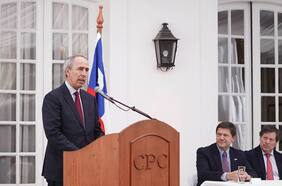 Proyecto del Sernac: CPC pasa a la ofensiva y convoca a comité de expertos para anticiparse a trámite legislativo