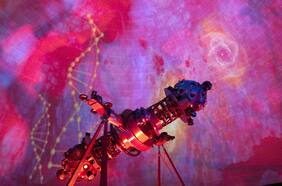 El Planetario Usach tendrá una nueva noche de estrellas y cervezas este verano