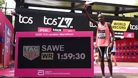 El keniano Sabastian Sawe pulveriza el récord mundial y hace historia al bajar de las dos horas en el Maratón de Londres