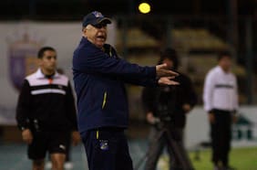 Con Nelson Acosta en la banca: Everton no vence de visita a Palestino desde 2009