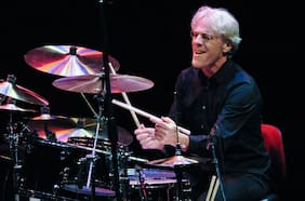 Stewart Copeland: “Me disculpo 40 años después por las estupideces que hicimos con The Police en el Festival de Viña 82″