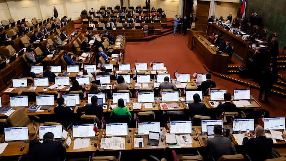 Cámara aprueba rebaja de impuesto corporativo y reintegración tributaria, el “corazón” de la megarreforma