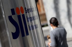 SII analizará antecedentes del caso Pandora Papers para “asegurar cumplimiento de la ley tributaria”