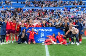 Christiane Endler va por el póker: OL Lyonnes golea y se instala en la final de la liga francesa