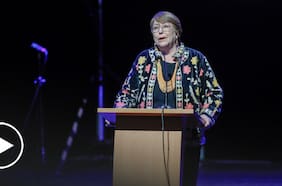 “Yo creo que sí...”: Bachelet se abre a posibilidad de una tercera candidatura presidencial