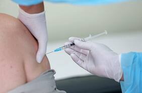 Vacunación anual contra el Covid: un 20% del personal de Salud se ha inmunizado con la vacuna bivalente