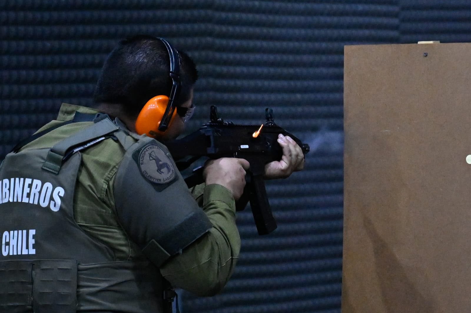 Carabineros recibe nuevos subfusiles con alto poder de fuego: reemplazarán de manera gradual a la antigua UZI