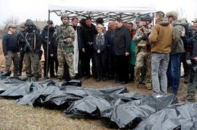 La masacre de Bucha: El ataque ruso a la ciudad ucraniana en ojos de su alcalde y una concejala