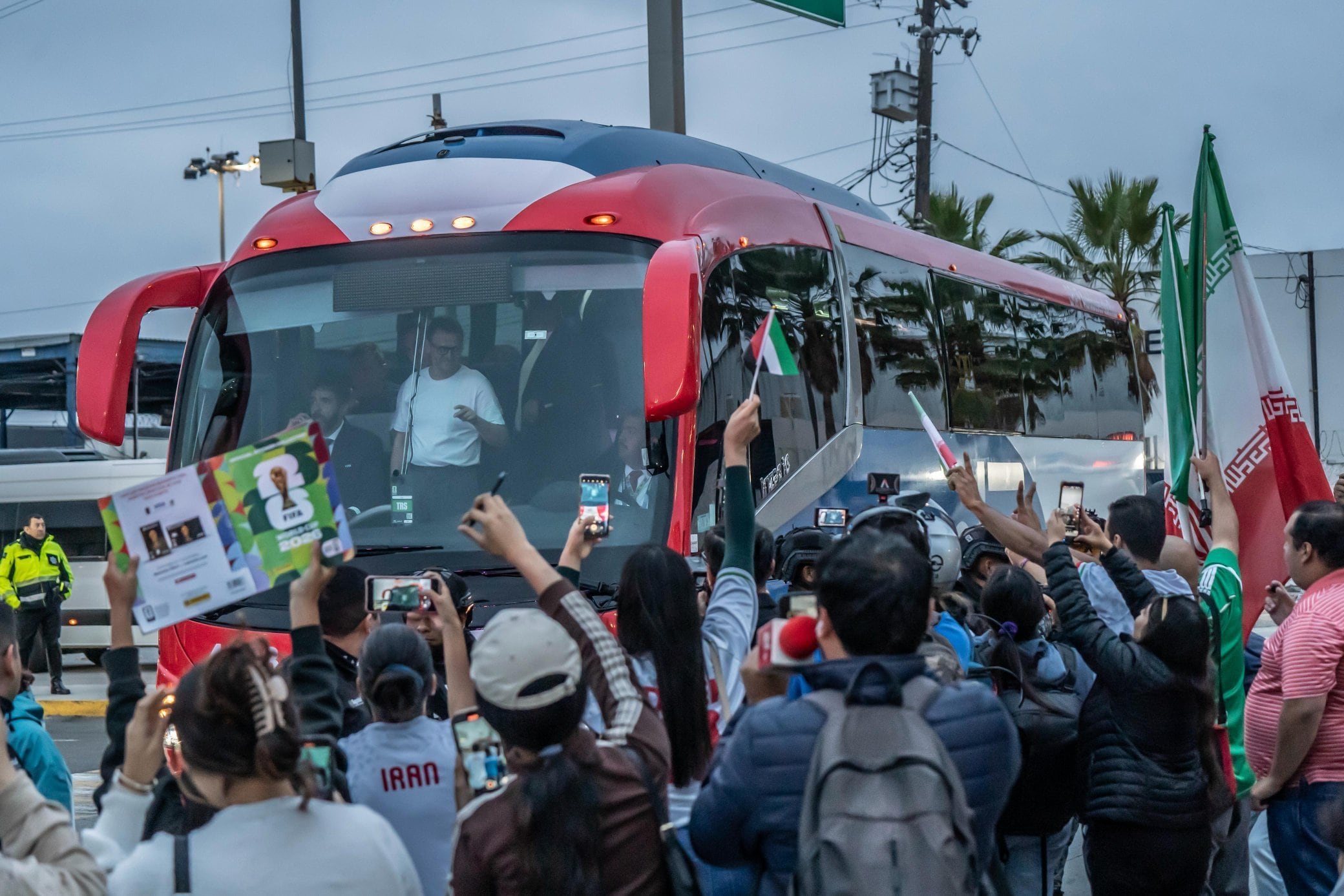 Irán denuncia que Estados Unidos use el Mundial de fútbol "para humillar y discriminar a otras naciones"