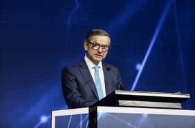 Presidente del holding del grupo Luksic dice que es “urgente que Chile deje de cometer errores”