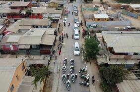 Presidente Boric y ministra Tohá asisten a responso de fallecida sargento Rita Olivares