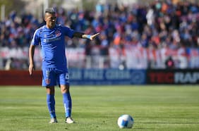 Leandro Fernández está a un paso de rescindir su contrato con la U para ser compañero de Brayan Cortés en Argentina