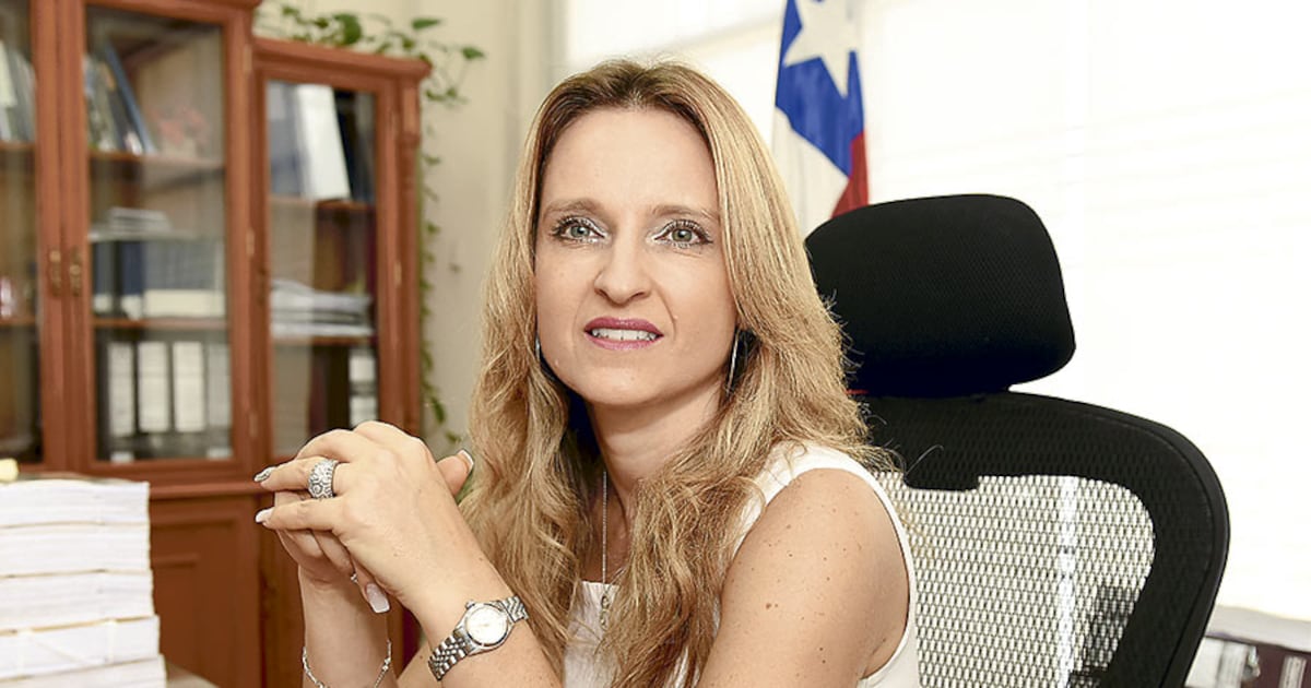 Romy Rutherford: Todas las caras de la jueza que tiene en jaque al ...