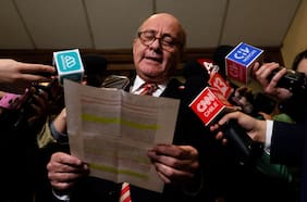 Quiroz presiona para mantener votación de megaproyecto a pesar de pausa propuesta por presidenta del Senado