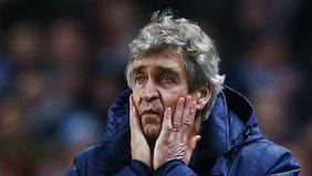 “Faltando el respeto al escudo”: la barra del Betis se lanza contra Pellegrini y el plantel tras caer en la Europa League