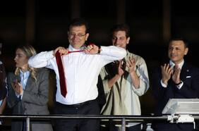 Erdogan recrudece la represión en Turquía tras protestas por encarcelamiento de popular alcalde de Estambul