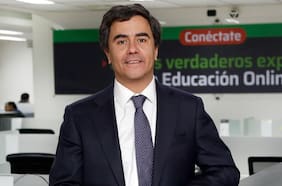 Álvaro Fuenzalida, rector del primer instituto profesional 100% online derriba el mito de la brecha digital: “El 30% de nuestros alumnos tiene más de 40 años”