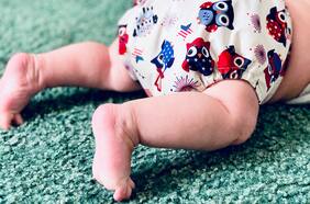 Este pañal inteligente te envía una notificación cuando tu bebé necesita ser cambiado