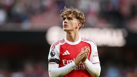 De la mano del joven Max Dowman: Arsenal consigue un triunfazo en la agonía ante Everton y sueña con la Premier League