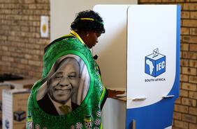 Por qué el partido de Mandela se apresta a perder la mayoría después de 30 años en el poder en Sudáfrica