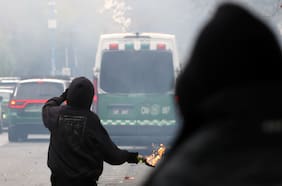 Carabineros reporta 60 incidentes y 35 detenidos durante el Día del Trabajador a nivel nacional