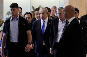 Ministros del partido de Netanyahu le piden que anexione Cisjordania antes de final de mes