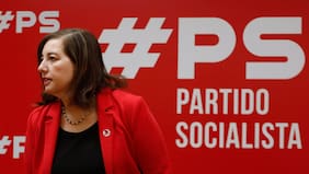 Centroizquierda advierte que cita entre el PS, FA y PC complica apuesta por dos bloques opositores