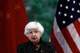 Yellen quiere un “bloque de oposición” del G7 al exceso de capacidad industrial de China