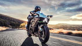 Las icónicas Kawasaki de Top Gun están en la Fidae 2026