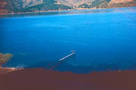 Lago Peñuelas y las impactantes fotos que muestran su esplendoroso pasado: ¿cómo se quedó sin agua?
