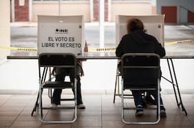 Mexicanos votan para elegir a sus jueces en medio de confusión en los votantes