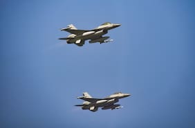 Por qué hay aviones de la FACH realizando sobrevuelos en la Región Metropolitana