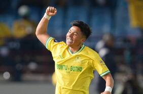 La exótica apuesta de Marcelo Allende parte bien: debuta con gol en el Mamelodi Sundowns
