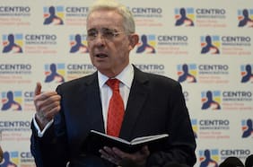 “El mal todo lo destruye”: Expresidente Álvaro Uribe lamenta muerte de precandidato colombiano