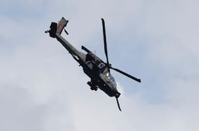 Trump afirma que Irán derribó un helicóptero estadounidense y que Washington “debe” responder