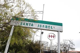 Estación Santa Isabel del Metro reabrirá este martes tras incendio que obligó a suspender el servicio