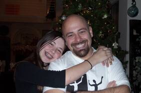 El siniestro caso de la joven que fue asesinada hace 18 años y reapareció en un chatbot de Inteligencia Artificial