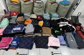 Detienen a siete extranjeros en medio de operativo por prendas falsificadas en el barrio Meiggs