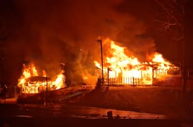 “Lebrecht, la justicia mapuche tocó tu puerta”: los minutos críticos que enfrentó exalcalde de Contulmo en ataque incendiario