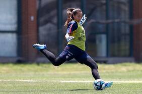 La Roja femenina sale a la cancha después del papelón: la hora de Antonia Canales, la heredera de Tiane Endler