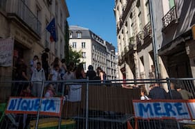 Irán reclama a Macron que “escuche al futuro de Francia” y resalta que “el pueblo exige un cambio radical”
